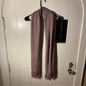 (1) Trendy Patterned Multicolor Missoni Wool Blend Women’s Scarf